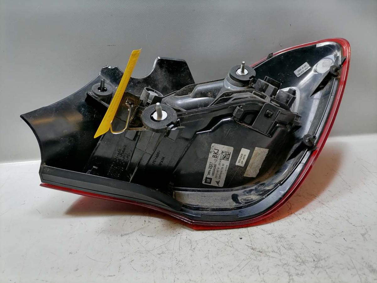 Opel Corsa E original Rücklicht Rückleuchte Schlussleuchte links außen 5-Türer Bj.2017